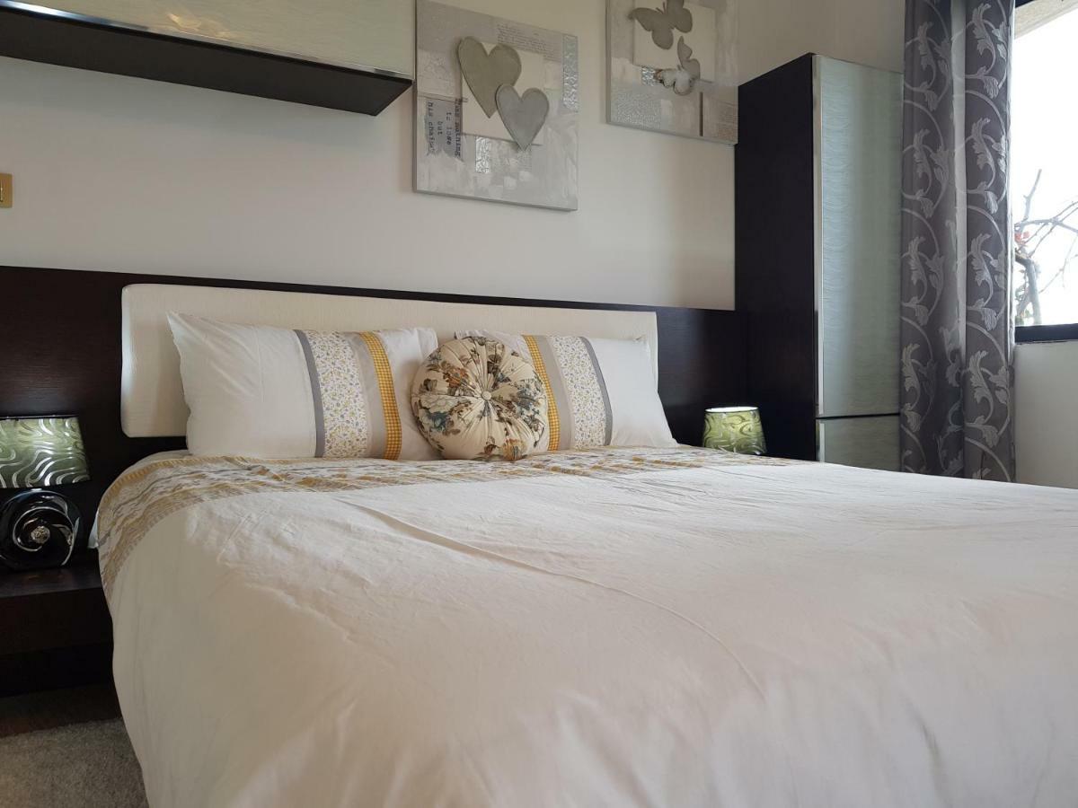 Sunshine Court Bed and Breakfast St. Paul's Bay Exteriör bild